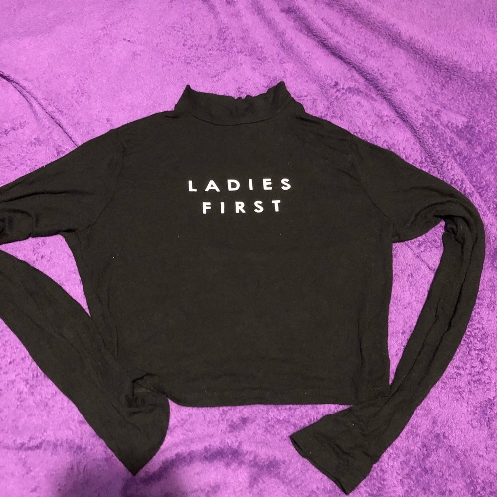Fall 🍂🍁 Ladies First Crop Top